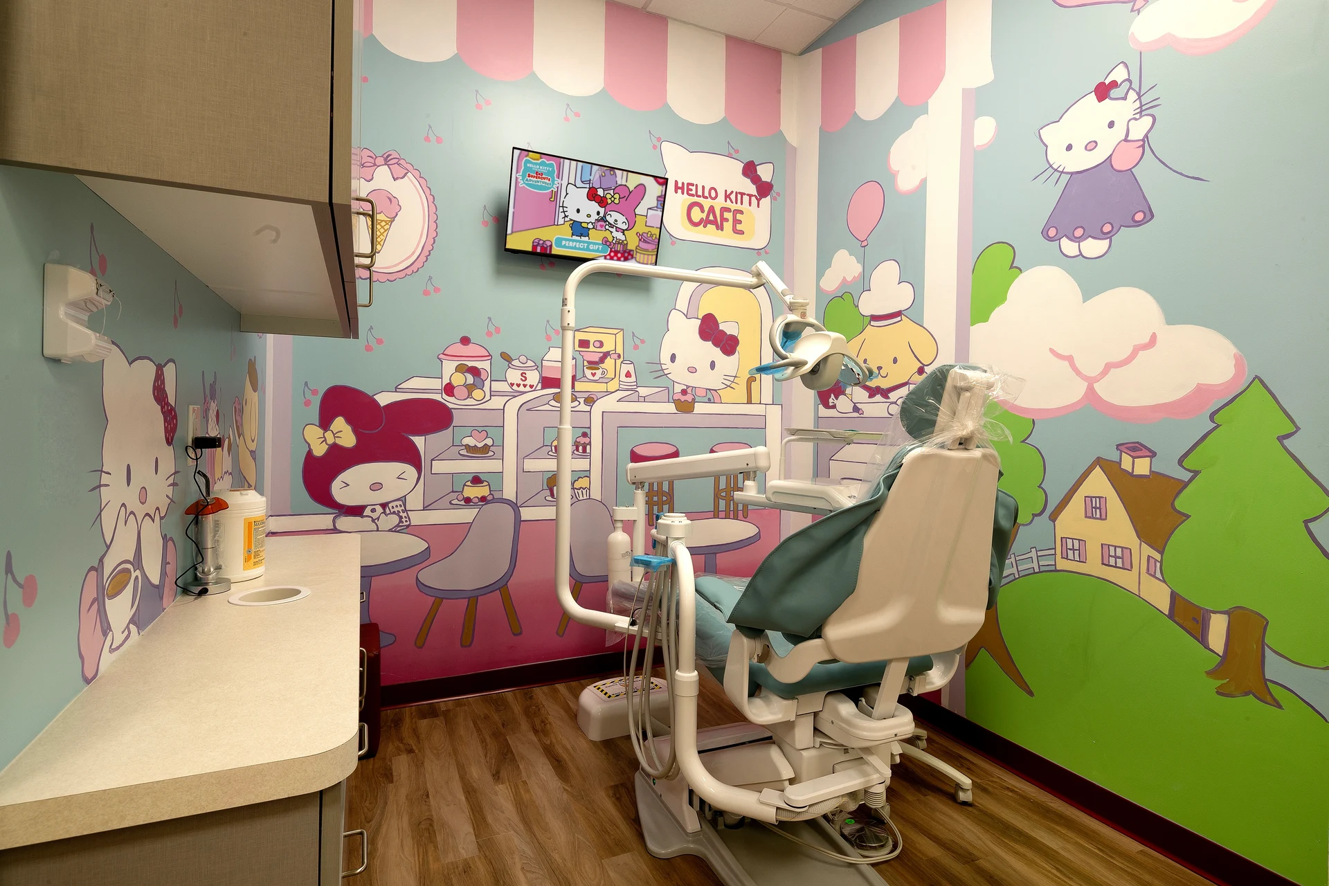 Super Kids Dental Anaheim office interior, photo 2