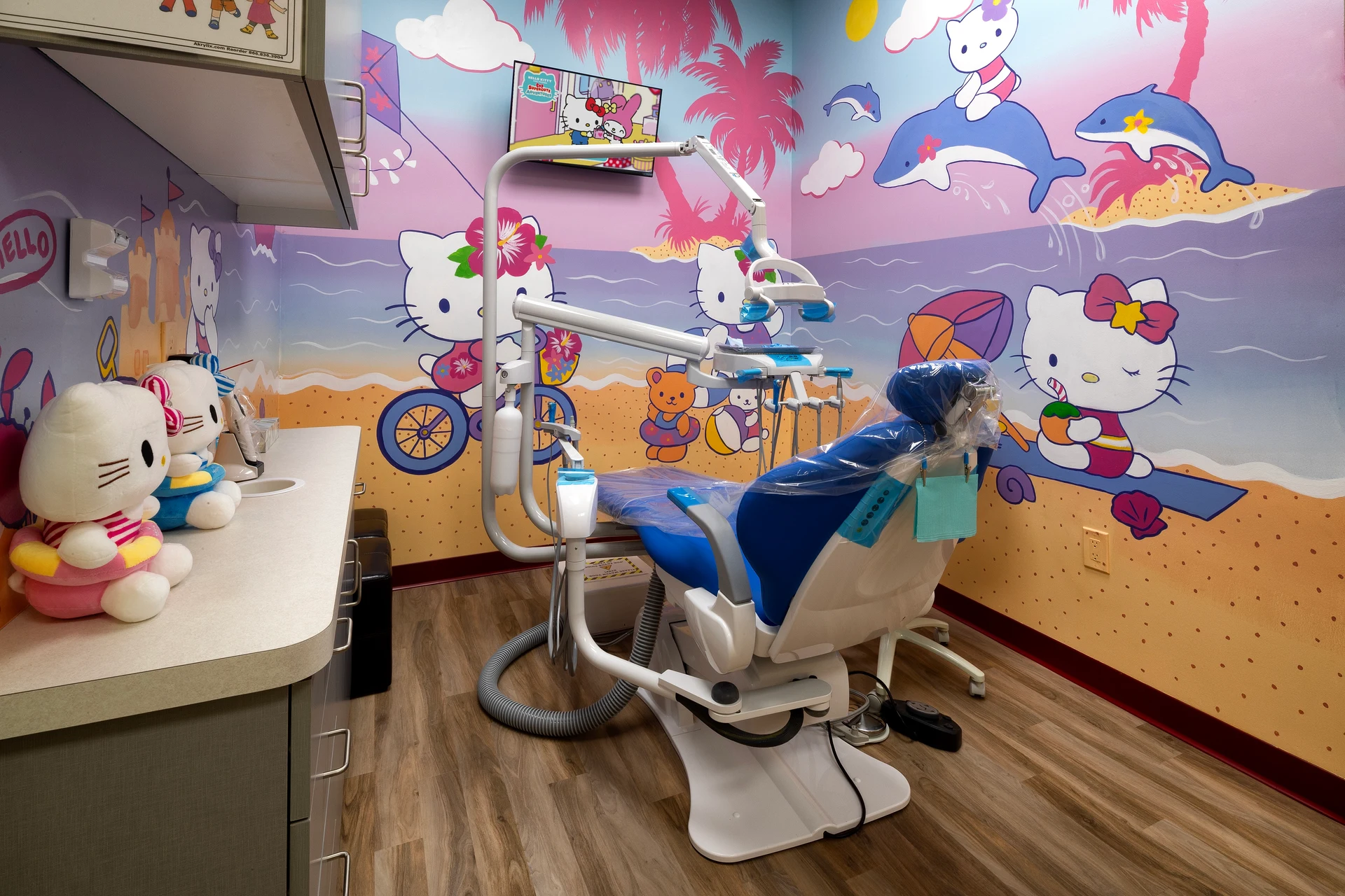 Super Kids Dental Oxnard office interior, photo 6