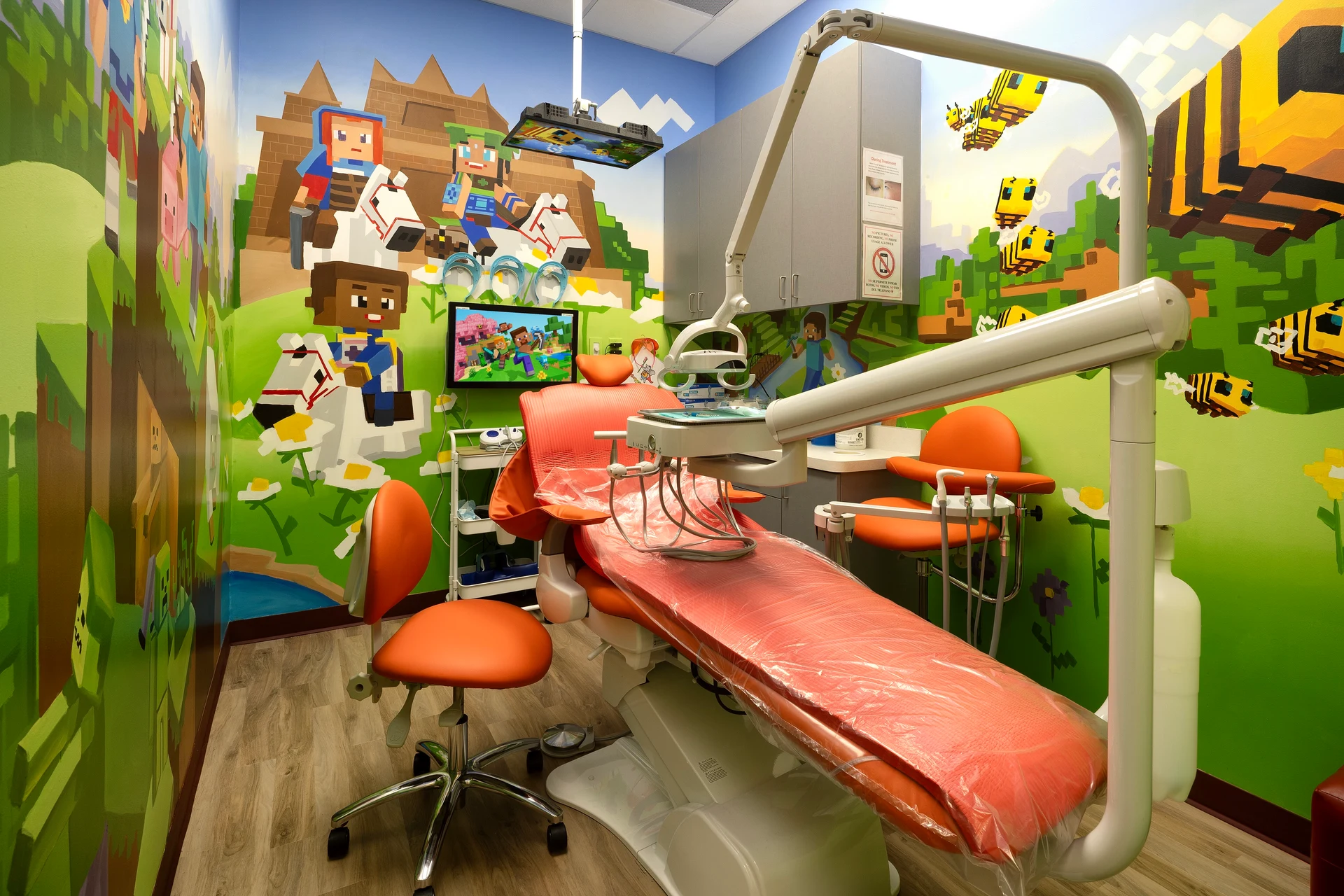 Super Kids Dental San Bernardino office interior, photo 4