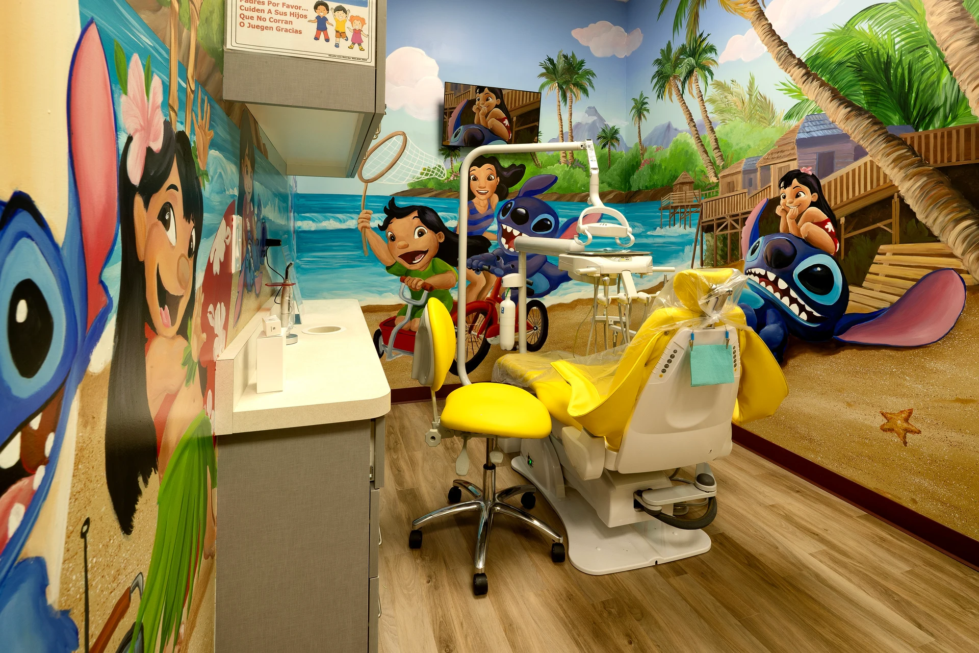 Super Kids Dental San Bernardino office interior, photo 5
