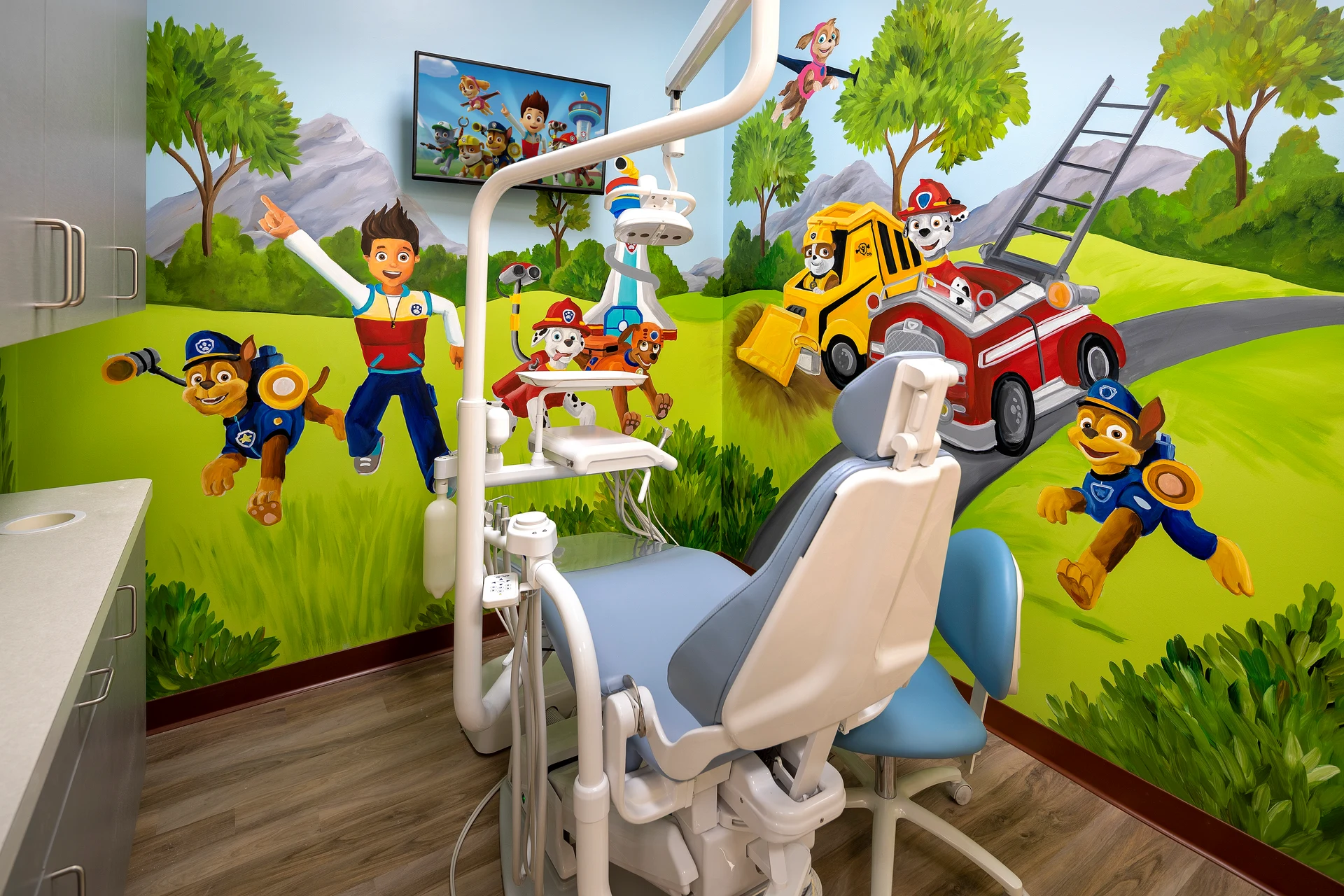 Super Kids Dental Santa Ana office interior, photo 2