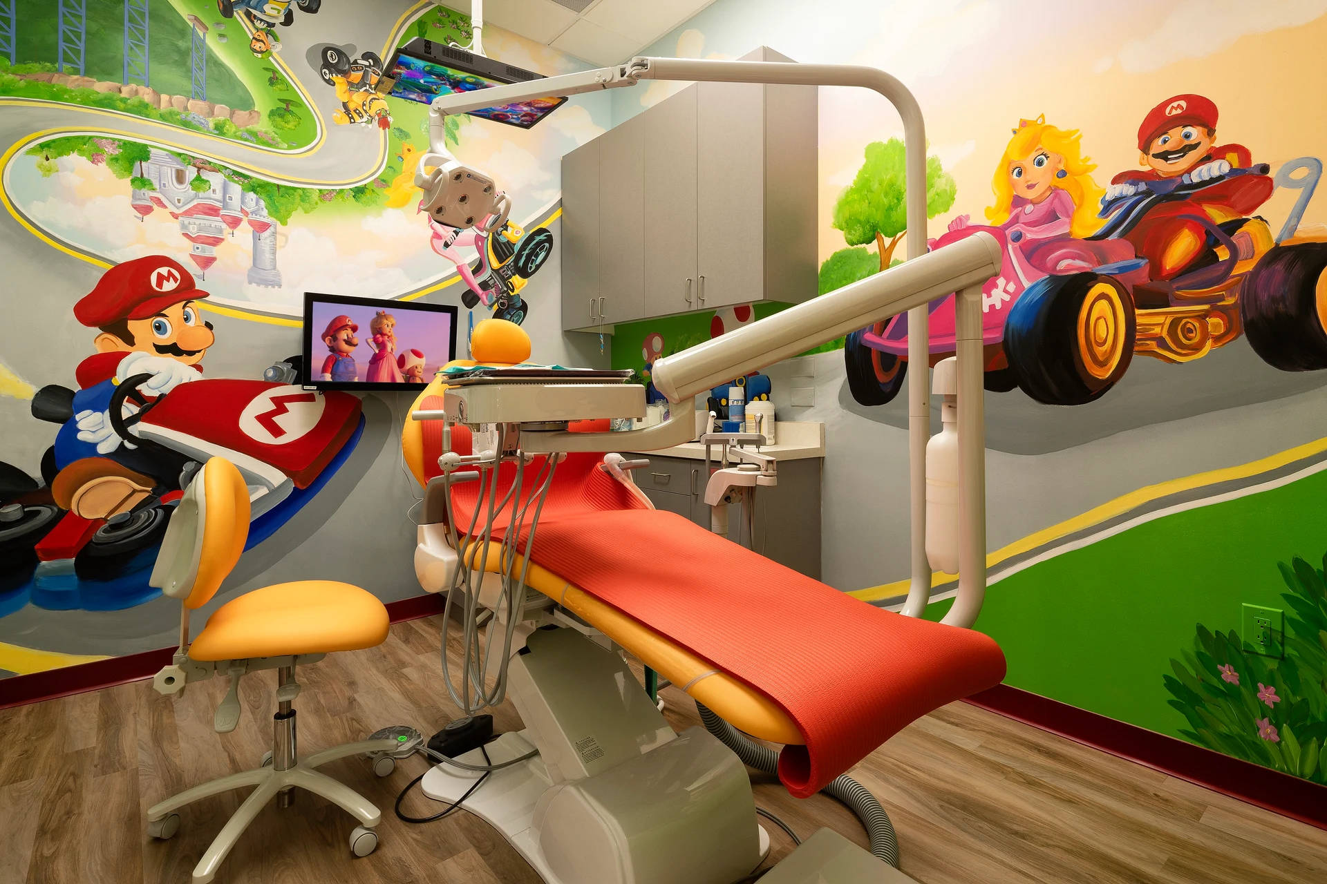 Super Kids Dental Victorville office interior, photo 3